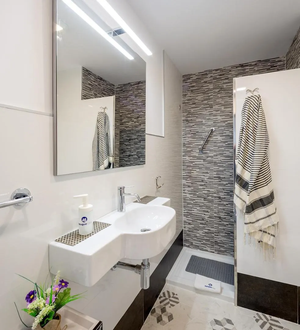 Katutxo - Basque Stay Hondarribia Apartment